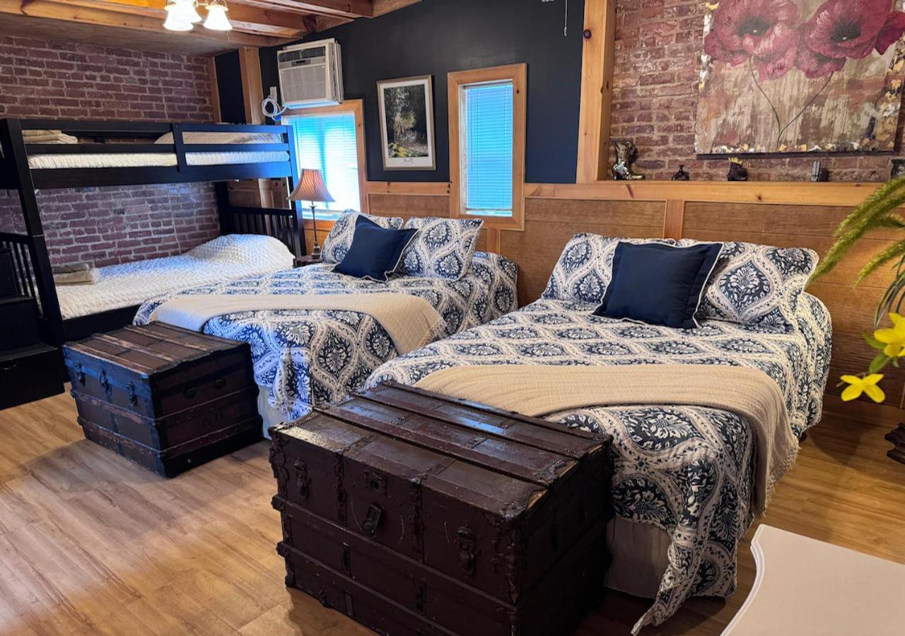 See Ny Now Sleeps 21 Union City Exterior photo